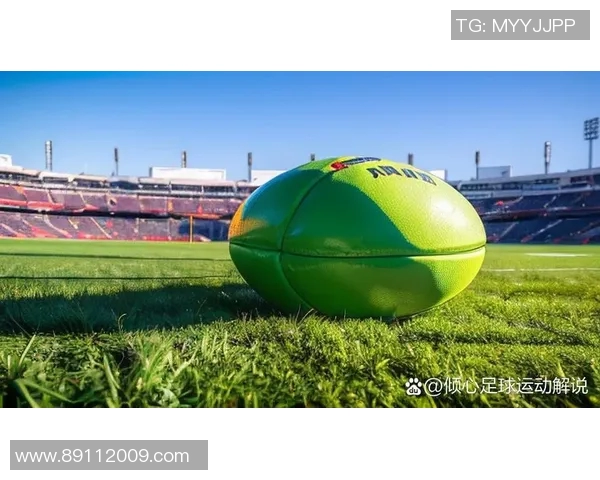 深入分析杭州足球队包夹战术的优势与应用策略 深入分析杭州足球队包夹战术的优势与应用策略