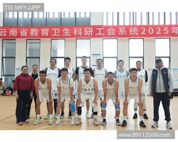 排球盛宴:深入了解上海排球队的默契与团队精神 排球盛宴:深入了解上海排球队的默契与团队精神