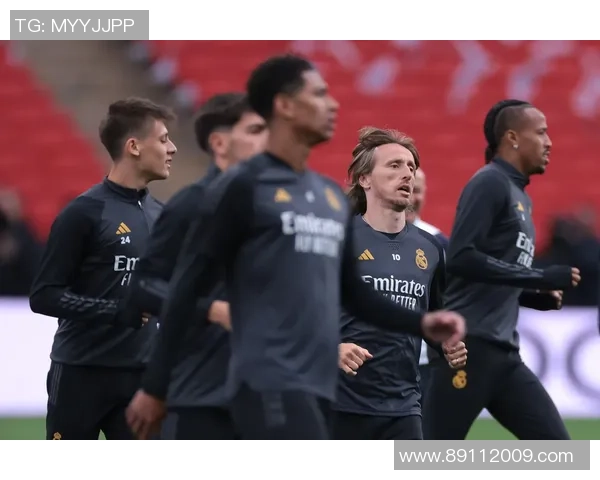 德国足球明星麦子如何在绿茵场上书写传奇人生与辉煌成就