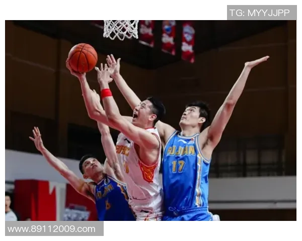 西安篮球队在全国锦标赛积分榜上以75分稳居第一名展现强劲实力